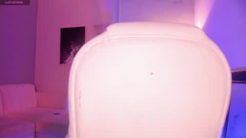 Lara Madisson online show from 07.23.26