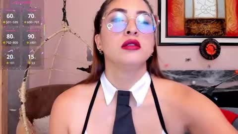      700  200   online show from 10.30.25