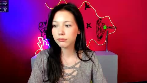 Snapshot of lara_moon1 chatting on 06.01.26 your dream online show from 06.01.26