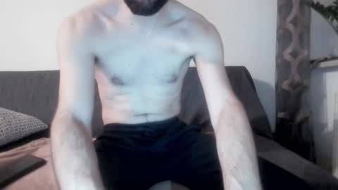 Snapshot of laraaan chatting on 02.02.25 laraaan online show from 02.02.25