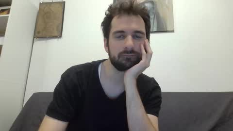 laraaan online show from 11.21.25