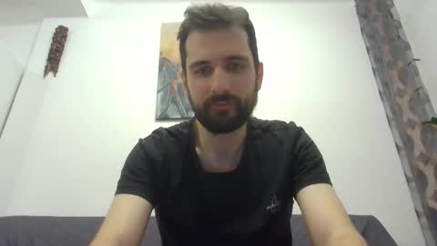 laraaan online show from 01.07.26