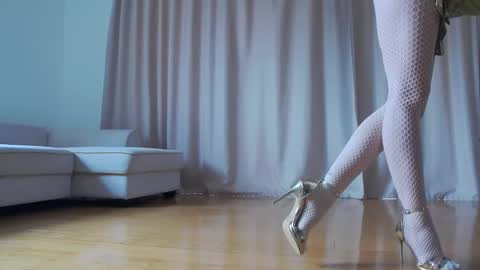 LaraKanes online show from 02.16.26