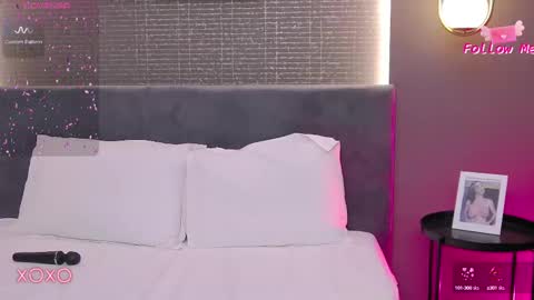 LaraKent online show from 02.20.25