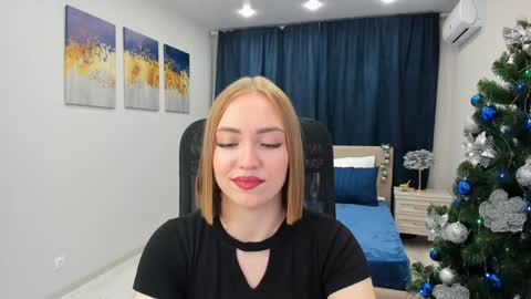 larakrein online show from 12.06.24