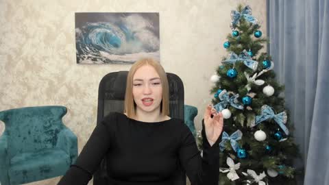 larakrein online show from 12.08.24