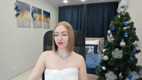 larakrein online show from 12.16.24