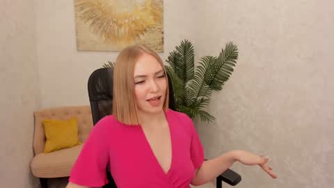 larakrein online show from 01.20.25