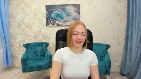 larakrein online show from 01.22.25