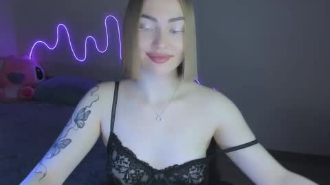 LaraKrein lk online show from 12.05.25