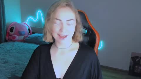 LaraKrein lk online show from 03.15.26