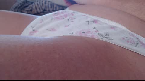 Snapshot of laralhotr chatting on 01.14.25 laralhotr online show from 01.14.25