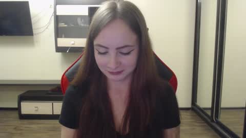 Laralianna online show from 12.23.24