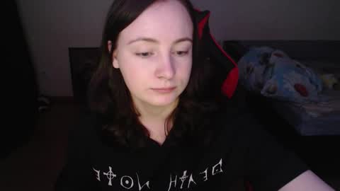 Laralianna online show from 12.14.25