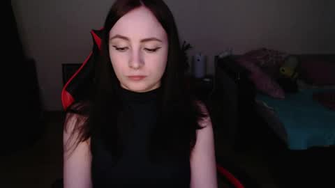 Laralianna online show from 04.12.26