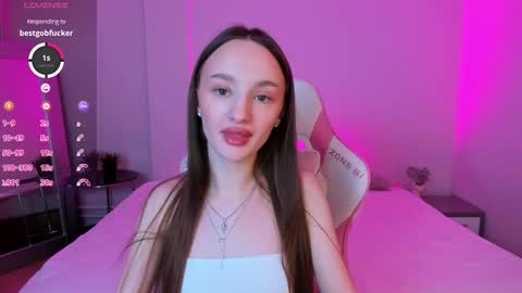 MY NAME IS LILY online show from 03.02.25