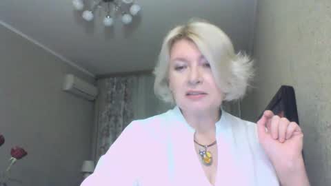 Snapshot of laramrs chatting on 10.09.25 laramrs online show from 10.09.25