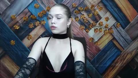 LaraPika online show from 11.23.25