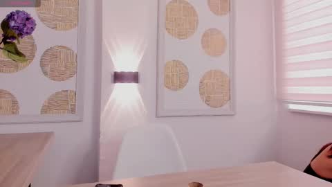 larasweetx online show from 02.25.26