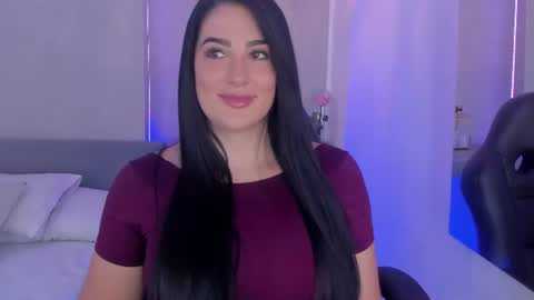 Snapshot of laravillalobos chatting on 07.08.26 Laura online show from 07.08.26