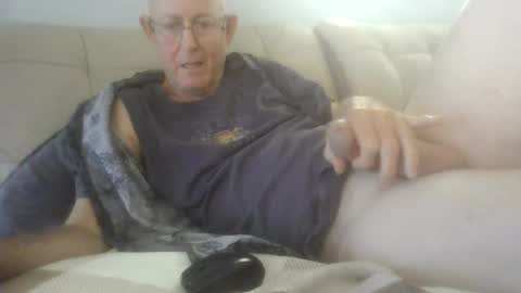 Snapshot of largerthan chatting on 06.13.26 largerthan- say hi on entry online show from 06.13.26