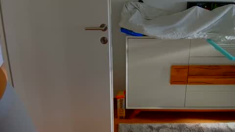 Snapshot of lari8989 chatting on 11.18.25 lari8989 online show from 11.18.25