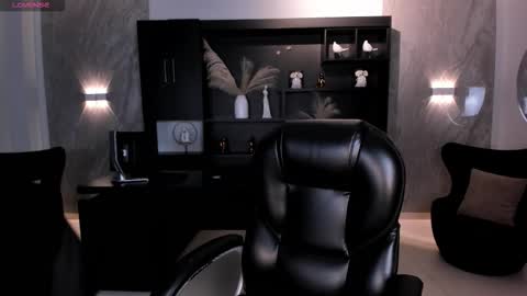 Larisa Smirnov online show from 02.18.26