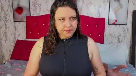 Snapshot of larissa_antonella chatting on 07.05.26 larissa_antonella online show from 07.05.26