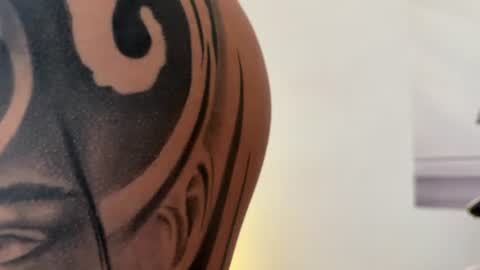 Snapshot of larissa_baker chatting on 07.29.26 isa 3 online show from 07.29.26