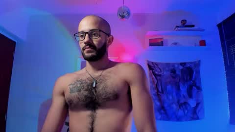 larry_stewart online show from 11.17.25