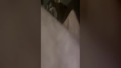 Snapshot of larrythelover23 chatting on 06.19.26 larrythelover23 online show from 06.19.26