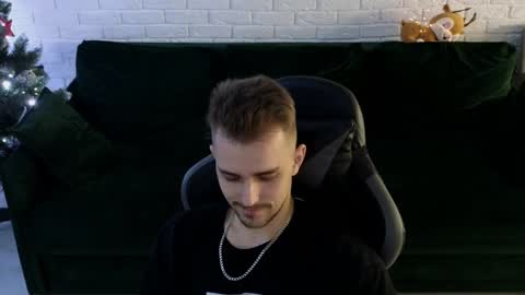 Snapshot of larstar01 chatting on 12.20.24 Lars online show from 12.20.24