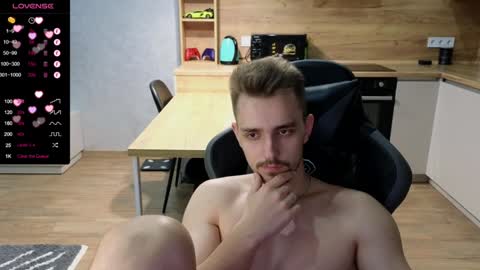 Snapshot of larstar01 chatting on 01.20.25 Lars online show from 01.20.25