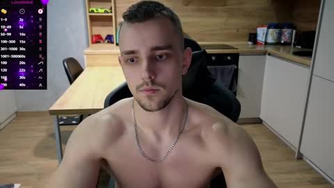 Snapshot of larstar01 chatting on 03.07.25 Lars online show from 03.07.25