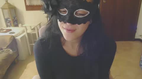 Snapshot of lasolitaauri chatting on 03.05.25 Auri online show from 03.05.25