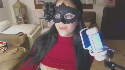 Snapshot of lasolitaauri chatting on 03.10.25 Auri online show from 03.10.25