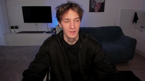 Snapshot of lastnight4you chatting on 01.01.25 acie online show from 01.01.25