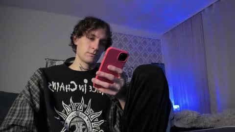 Snapshot of lastnight4you chatting on 10.29.25 acie online show from 10.29.25