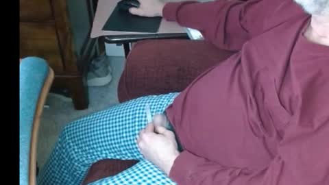 Snapshot of laststeven chatting on 11.27.25 laststeven online show from 11.27.25