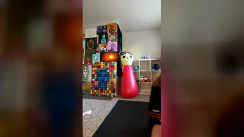 Snapshot of latenightkash chatting on 03.01.26 Roxy blue online show from 03.01.26