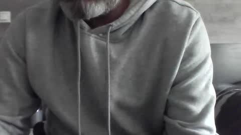 Snapshot of latetedanslesetoiles chatting on 02.24.26 latetedanslesetoiles online show from 02.24.26