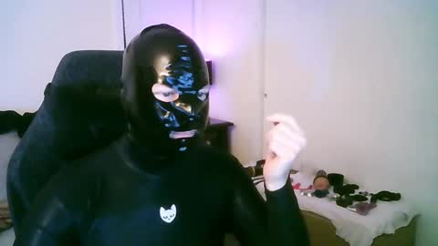 latexminheadroom online show from 02.23.26