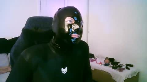 latexminheadroom online show from 04.17.26