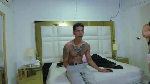 Johana y Santiago online show from 04.26.26