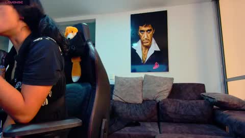 Snapshot of latin_couple77 chatting on 03.08.25 Sara y Andy online show from 03.08.25