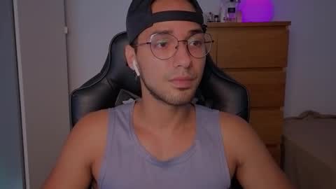  Free OF online show from 09.18.25