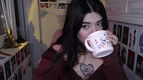 miiiiiiaaaa online show from 12.12.24