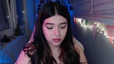 miiiiiiaaaa online show from 02.21.25