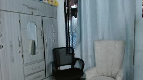 Snapshot of latina_queen0 chatting on 07.18.26 latina_queen0 online show from 07.18.26