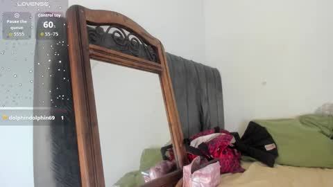 angelina  online show from 09.29.25